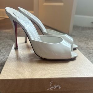 Louboutin heels white 🤍💫🌺